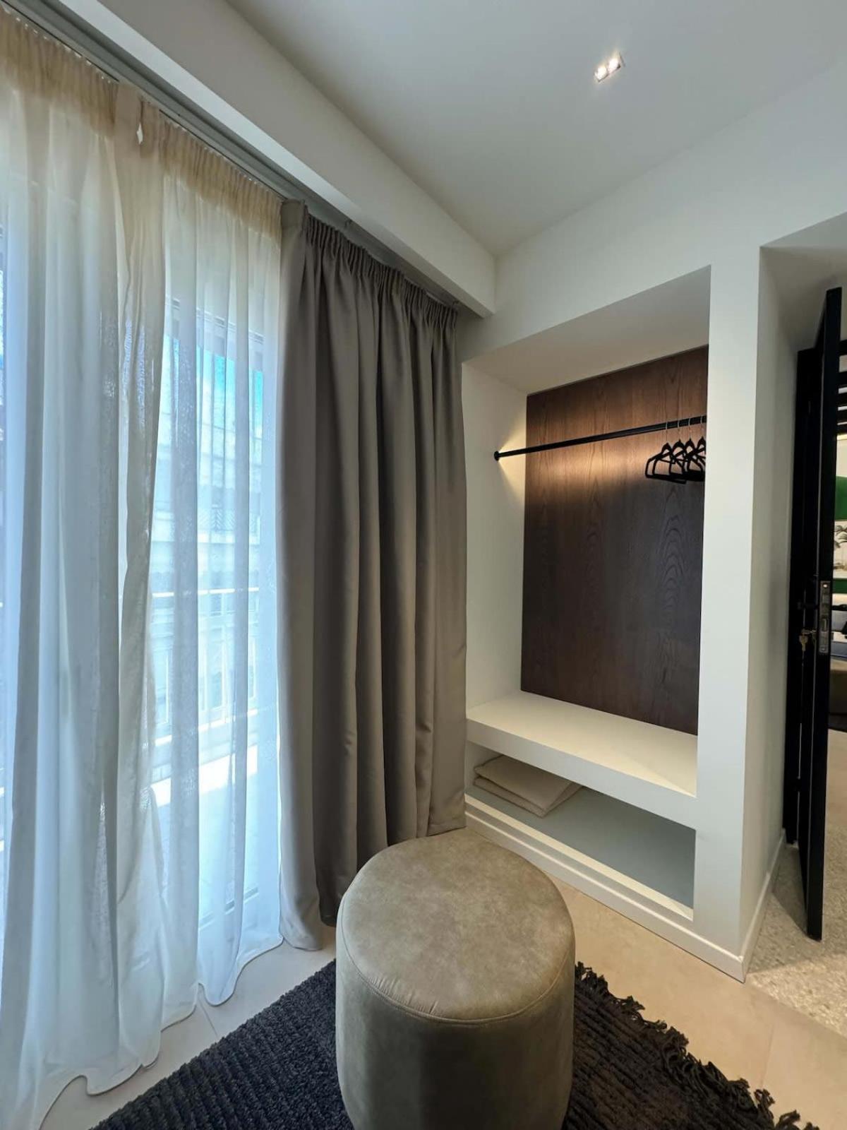 Urban Gem In The Heart Of Naoussa A Stylish Escape Apartamento Naousa  Exterior foto