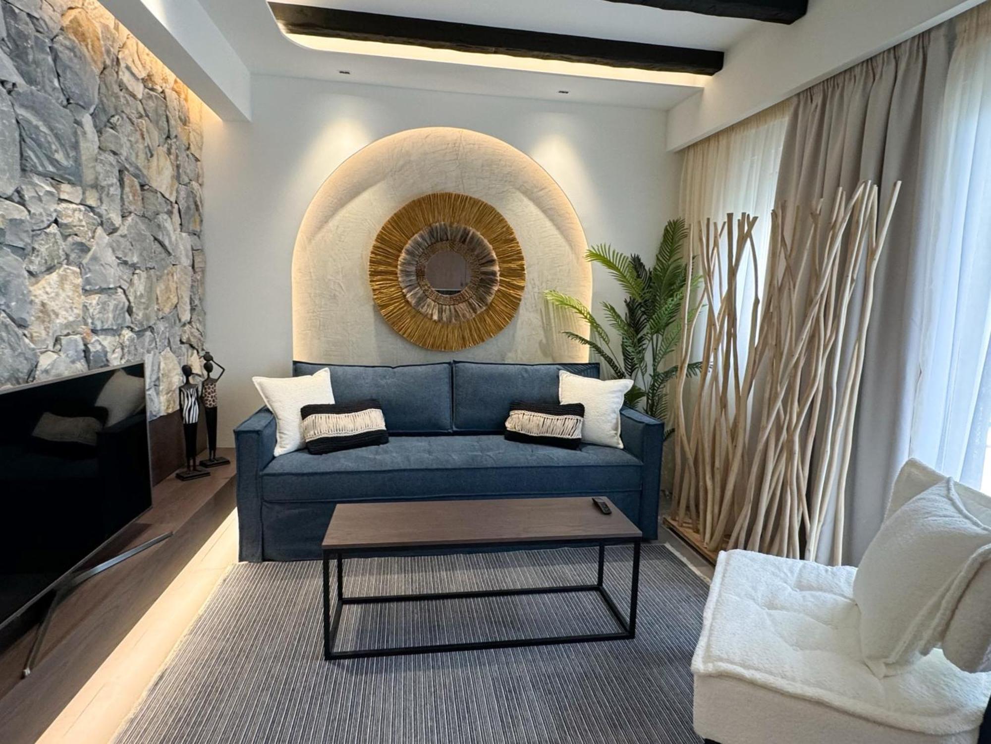 Urban Gem In The Heart Of Naoussa A Stylish Escape Apartamento Naousa  Exterior foto